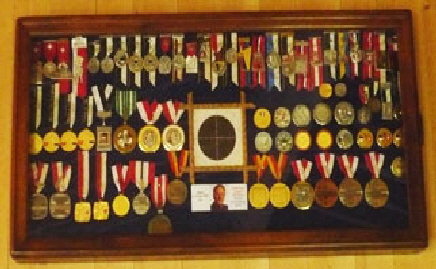 M�dailler A vignette_No 2